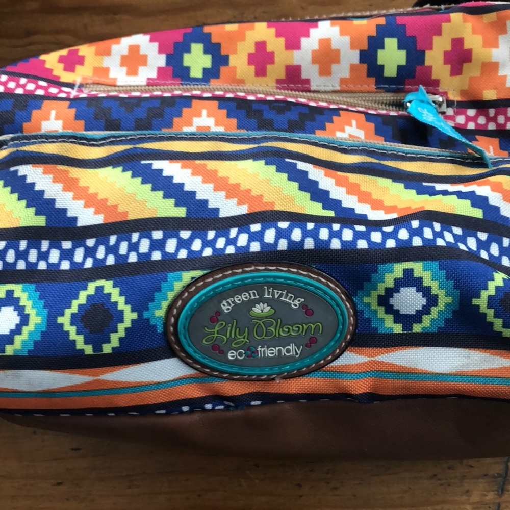 Lily bloom crossbody